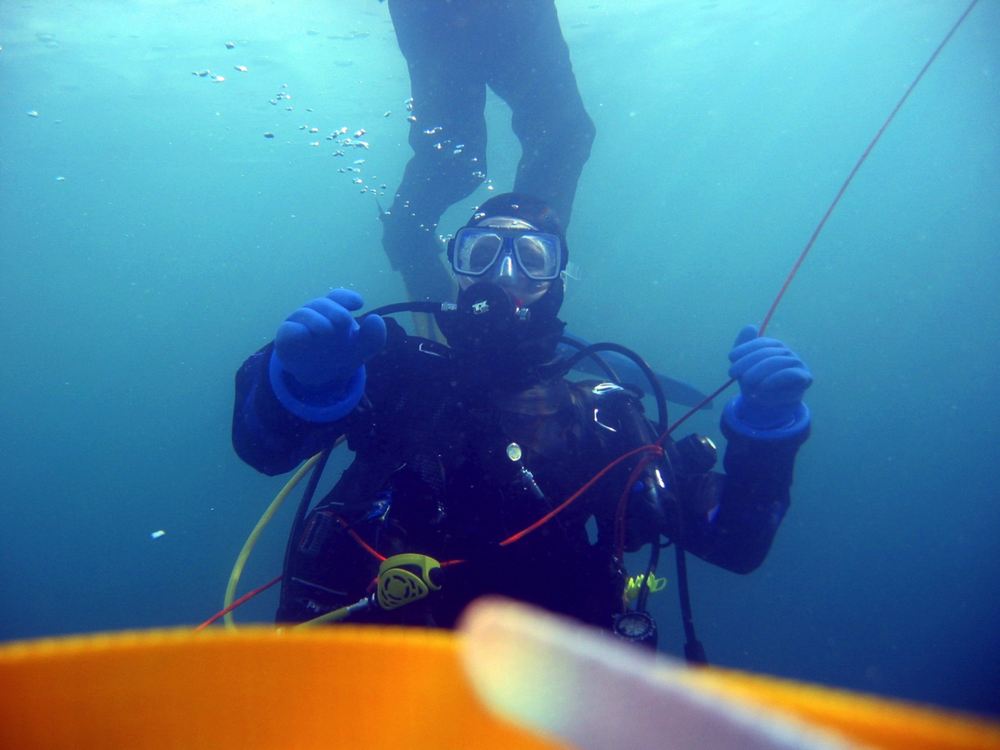 Urisee — Ice Dive — photo 06