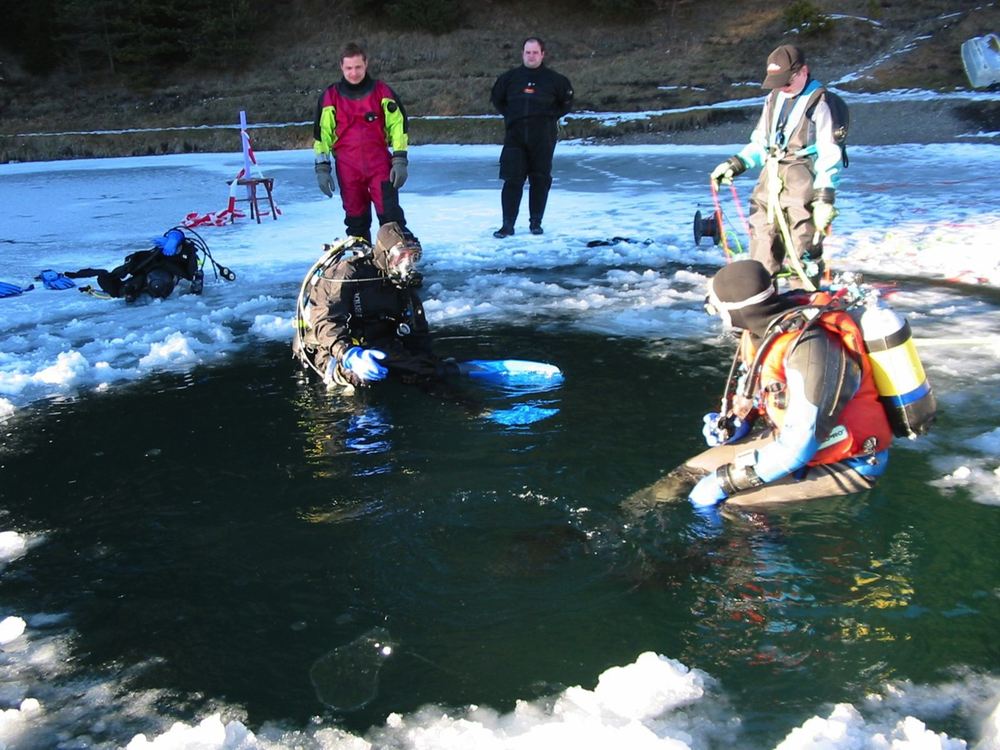 Urisee — Ice Dive — photo 20